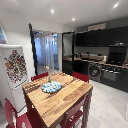 T2 Renove Avec Clim, Proche Mer, 2 Km Du Centre, Wifi Fibre, Tennis Et Animaux Acceptes - Fr-1-768-49 * Les Issambres